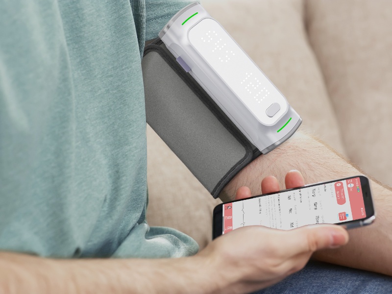 The Silent Shift: Why ECG-Integrated Blood Pressure Monitors Are Transforming Home Healthcare